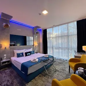 Otel Smart, Budapeşte