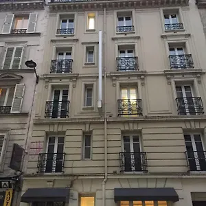 Pax Otel Paris